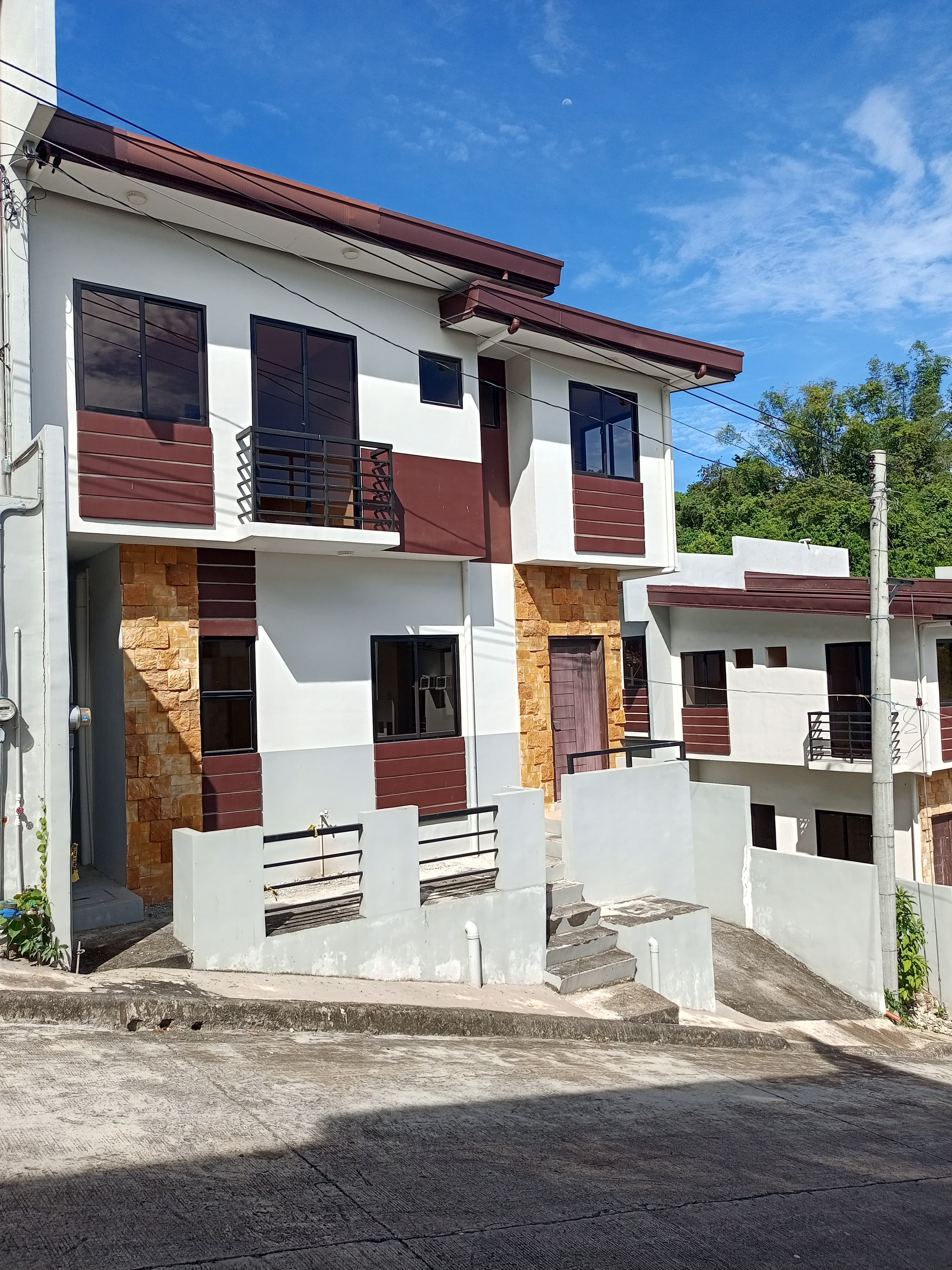 House & Lot in Sta. Cruz