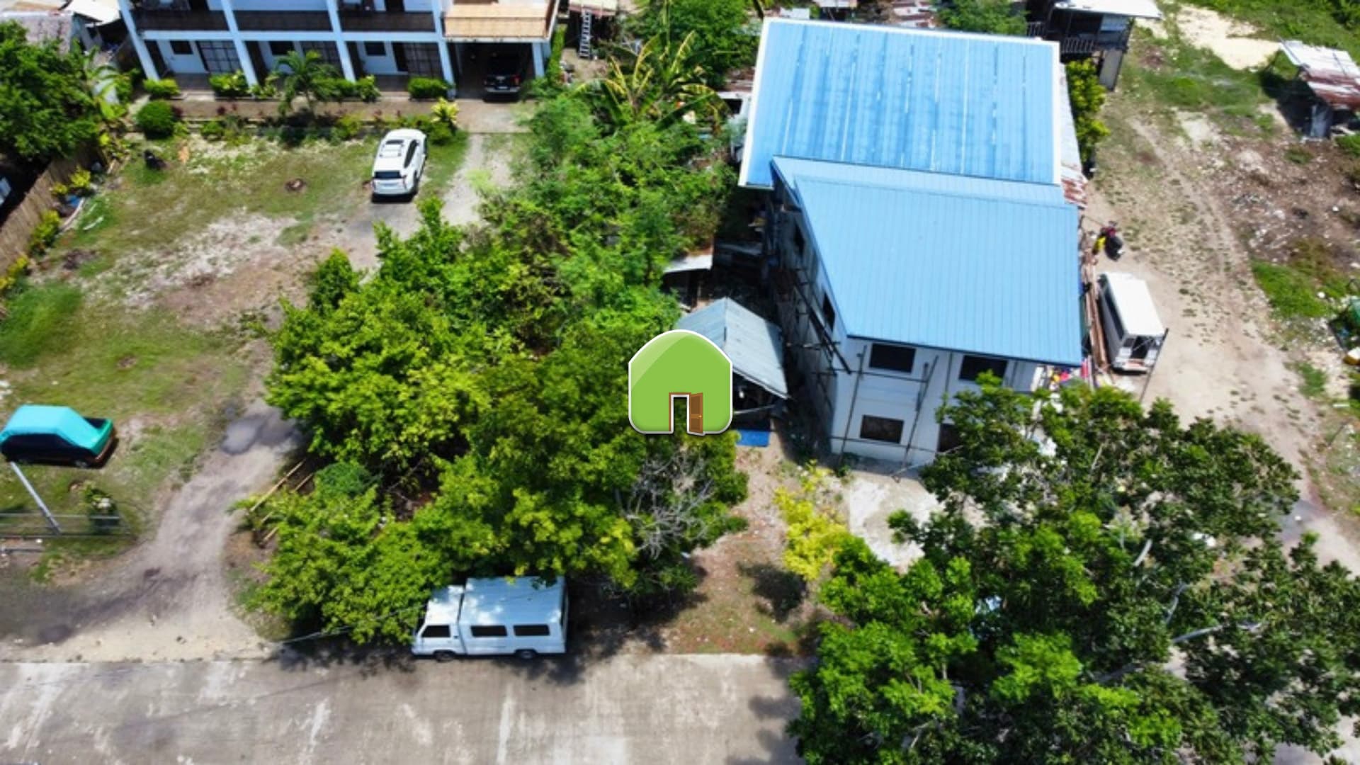Prime Lot at Poblacion Panglao Bohol - image 1