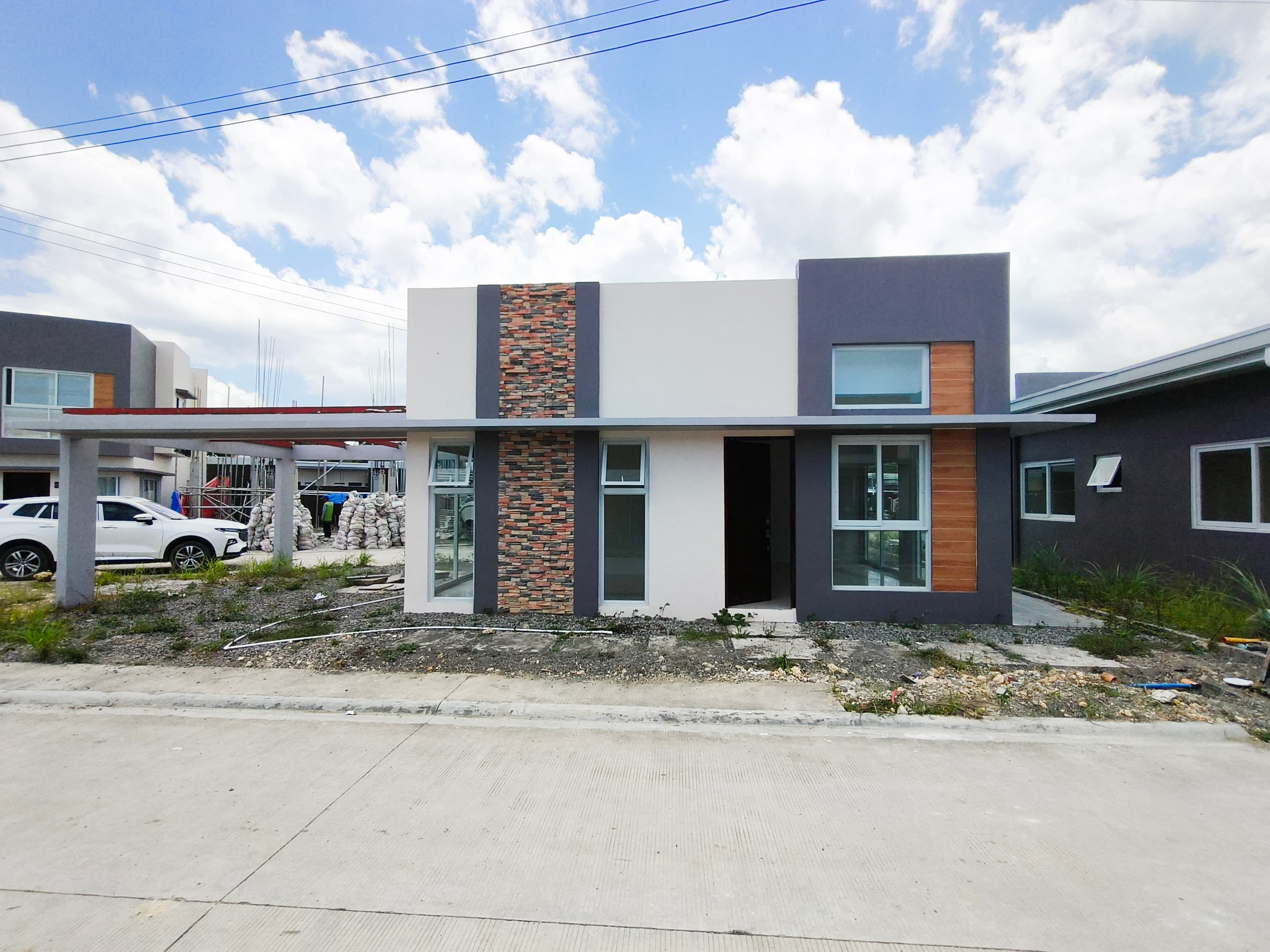 House & Lot in Libertad